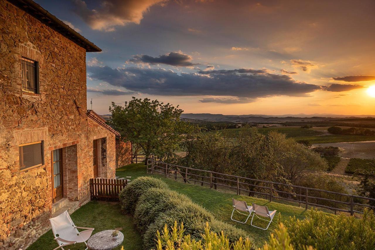 Palazzo Massaini - La Pieve Villa ปีเอนซา ภายนอก รูปภาพ