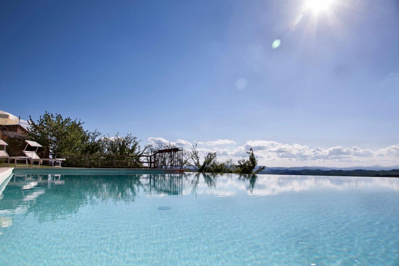 Palazzo Massaini - La Pieve Villa ปีเอนซา ภายนอก รูปภาพ