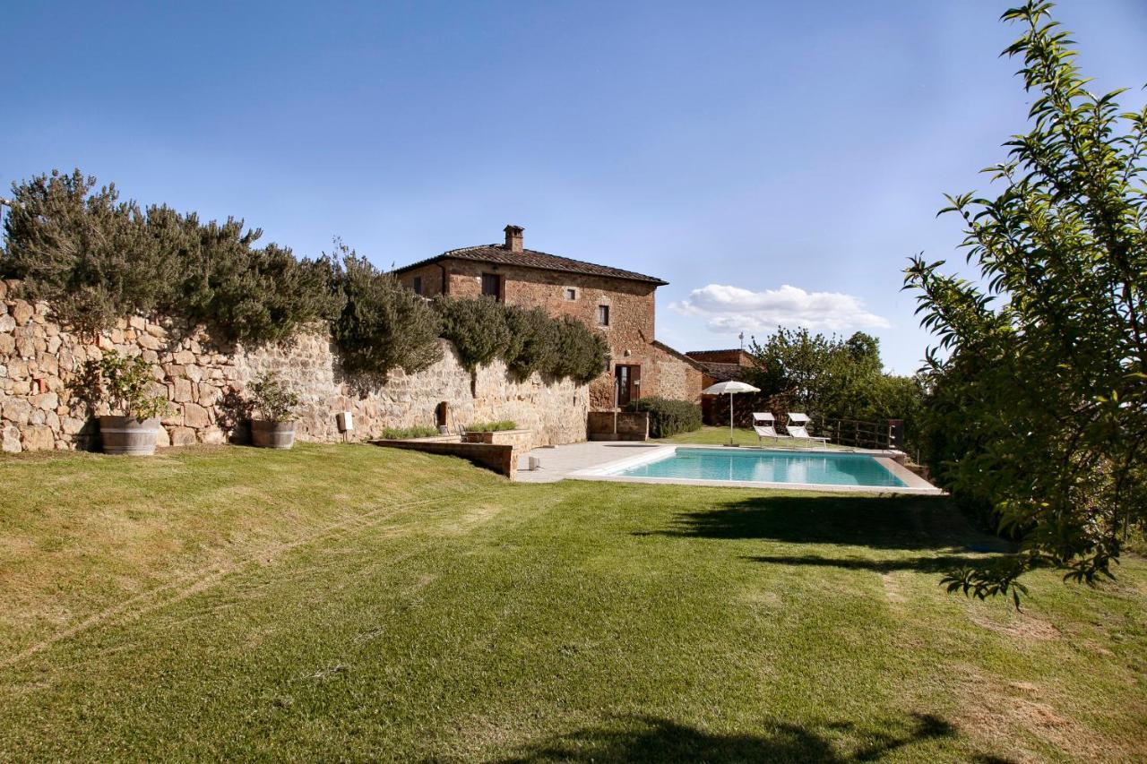 Palazzo Massaini - La Pieve Villa ปีเอนซา ภายนอก รูปภาพ